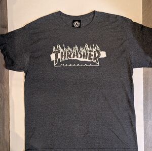 Thrasher Magazine Tee T-shirt Flames Logo Size Large Dark Gray Used